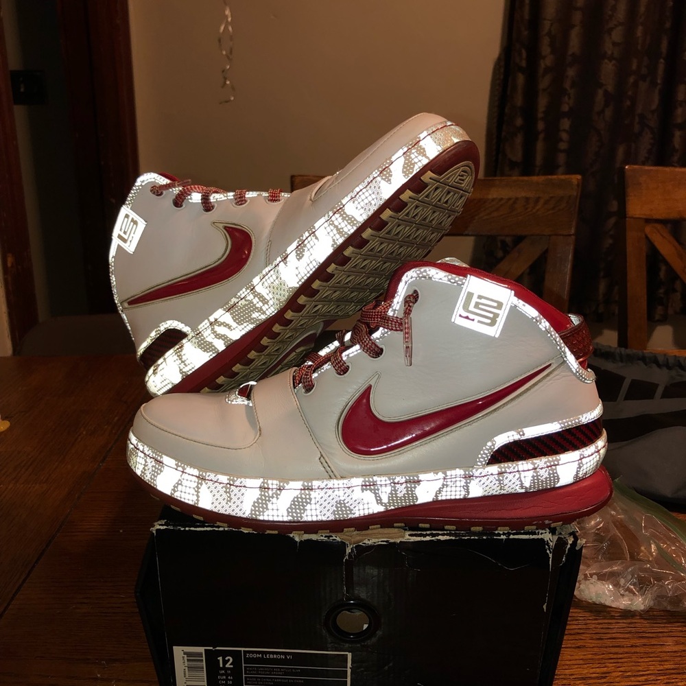 Nike Lebron 6. Ohio State. Size 12